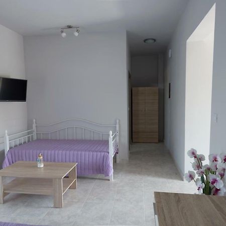 Paulsia Apartments Psinthos Dış mekan fotoğraf