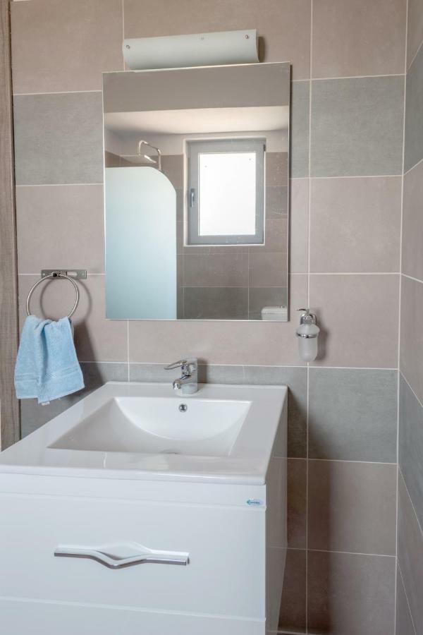 Paulsia Apartments Psinthos Dış mekan fotoğraf