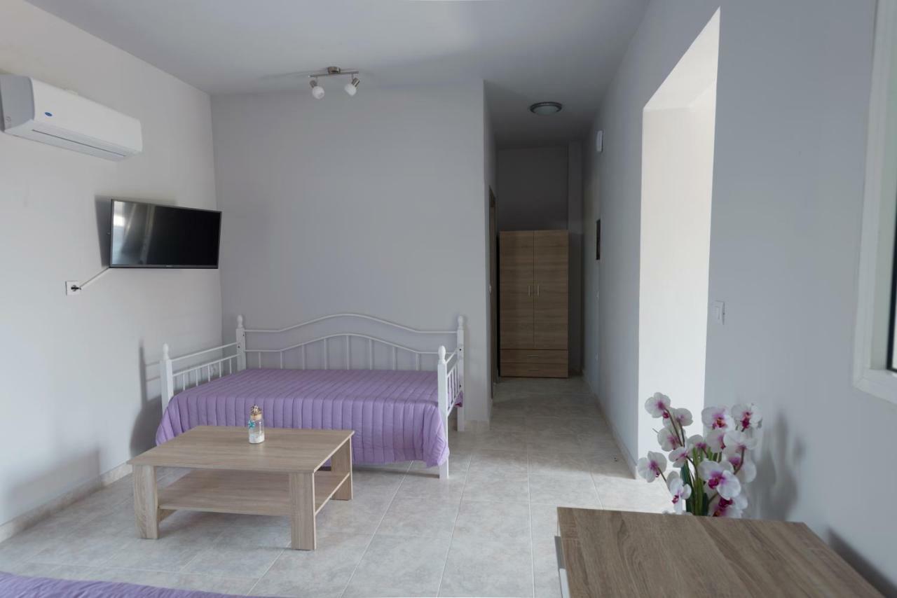 Paulsia Apartments Psinthos Dış mekan fotoğraf